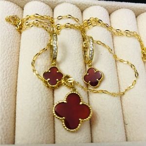 18K Saudi Gold Red Carnelian Necklace & Earrings Set